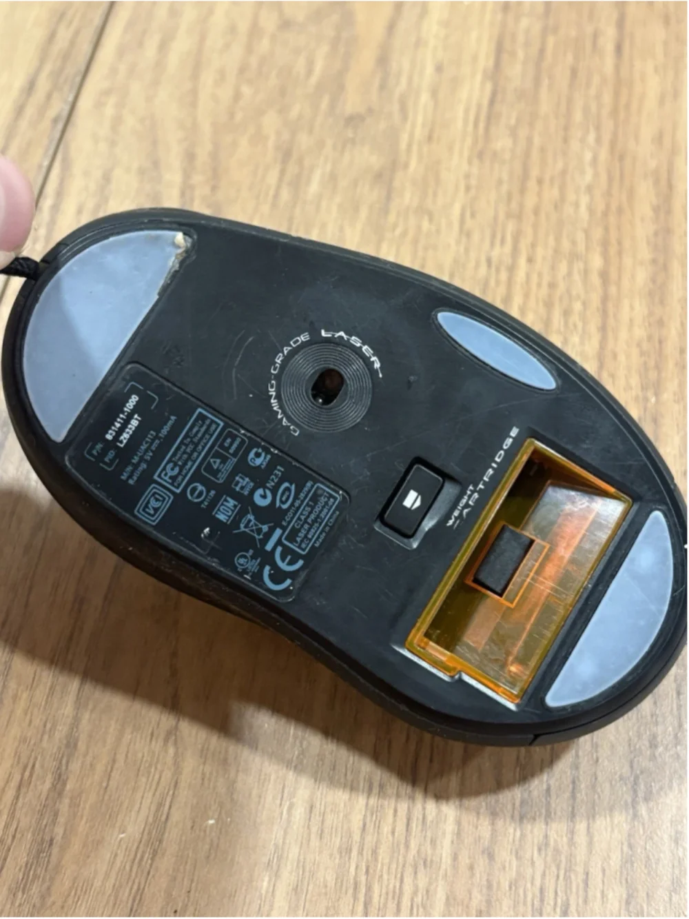 Logitech G5 Laser Gaming Mouse 2000 DPI USB Wired Weight Cartridge Tested